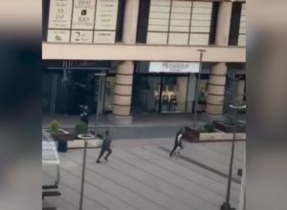 No comment. «Հետապնդում» Հյուսիսային պողոտայում