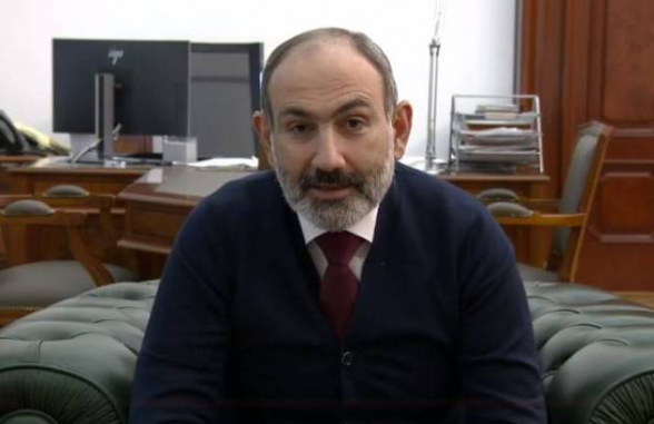 Կաշպիրովսկու և Չումակի՝ հիմարներին հիպնոսացնելու սեանսները հիշեցի