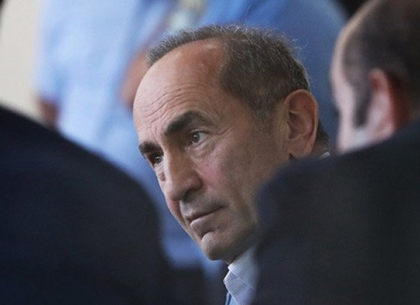 Քոչարյանը շուրջ տարիուկես պատանդն է սույն իշխանության