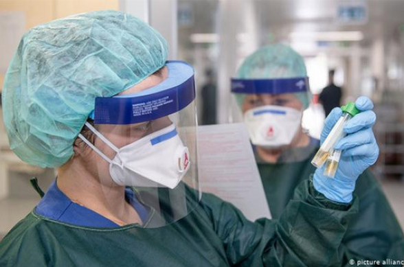 В России под наблюдением врачей из-за коронавируса находятся 159 тыс. человек