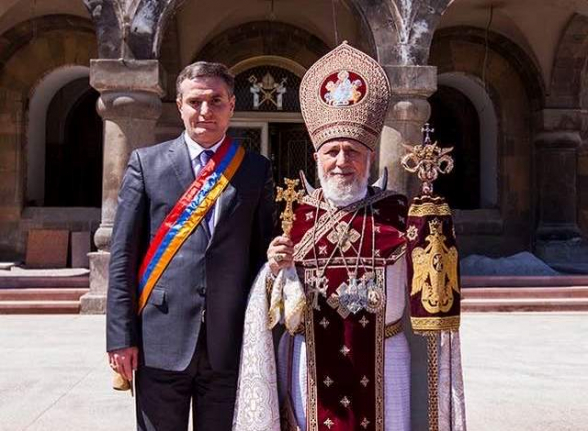 Սրբապղծությունը, ցավոք, բնորոշ է գործող իշխանության մի շարք ներկայացուցիչներին