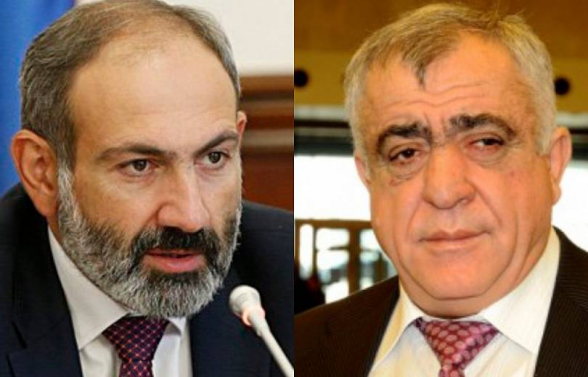 Նիկոլն անցել է իր հին գործին, սոված ամբոխի առաջ տեսարան է գցում