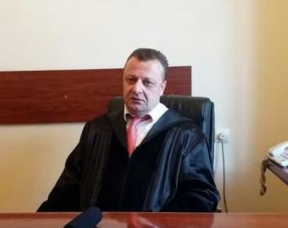 Александр Азарян