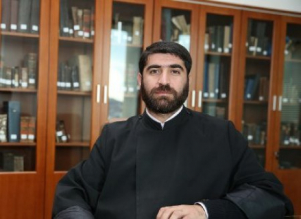 Հենց ձեր նմանների պատճառով ենք կորցրել մեր անկախ պետականությունը․ Արարատ քահանա Պողոսյան