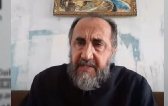 ԱԺ փոխնախագահը չի կարող իրեն պահել փողոցում պպզող թմրամոլի պես. Միքայել արքեպիսկոպոս Աջապահյան (տեսանյութ)