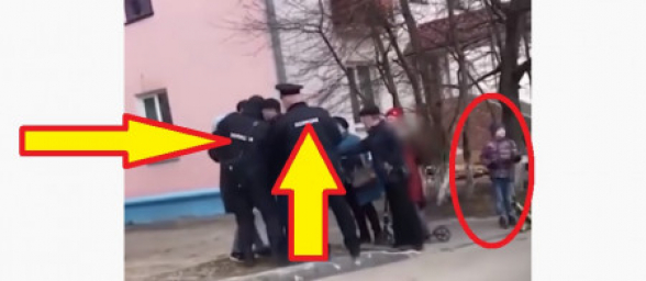 Ռուսաստանում կանայք կծել են իրենց զբոսանքի ժամանակ կանգնեցրած ոստիկաններին