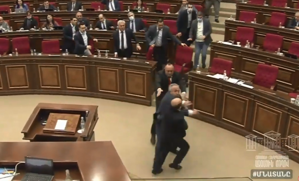 «Սամասուդի» միջոցով հարցեր լուծելու «էպոպեան» վերջացա՞վ, թե՞ նոր-նոր է սկսվում