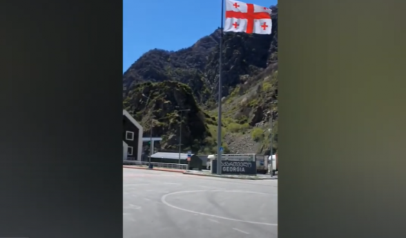 Մեկը շաքար ունի, մեկը հաշմանդամ ա. Լարսում մնացած շուրջ 2 տասնյակ հայ կա