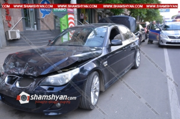 Երևանում բախվել են BMW-ն, Nissan XTrail-ն ու Opel-ը. կա վիրավոր (տեսանյութ)