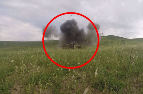 В Арцахе успешно завершились испытания нового ударного дрона (видео)