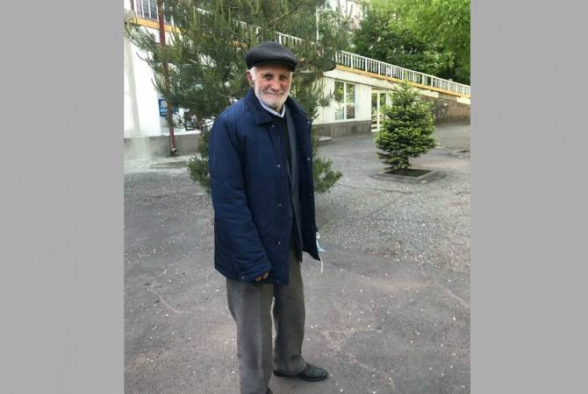 Իմ ոտքով տուն եմ գնում․ 96-ամյա Սերյոժա պապը բուժվել է կորոնավիրուսից (լուսանկար)