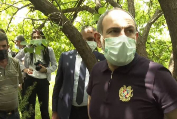 Մինչև գյուղացին կոկիկ չհագնվի ու չգնա այգին մշակելու, պրոբլեմները չեն լուծվելու․ Փաշինյան