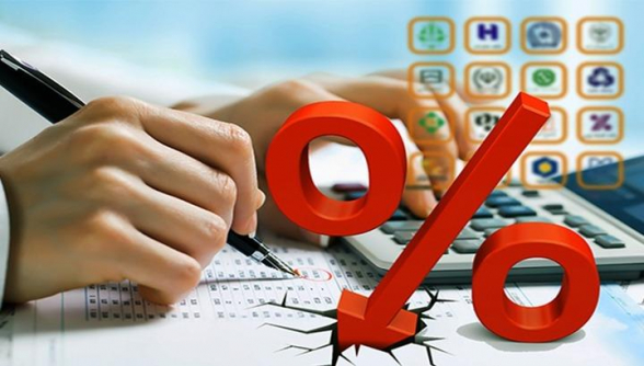 Режим рецессии экономики включен (-1,7%, -13,5%, -17,2%): новое правительство во главе с новым премьером