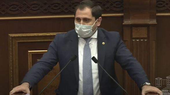 Կուսակցությունների համար անցողիկ շեմն առաջարկվում է 6-ի փոխարեն դարձնել 4. փոփոխություններ՝ «Կուսակցությունների մասին» օրենքում (տեսանյութ)