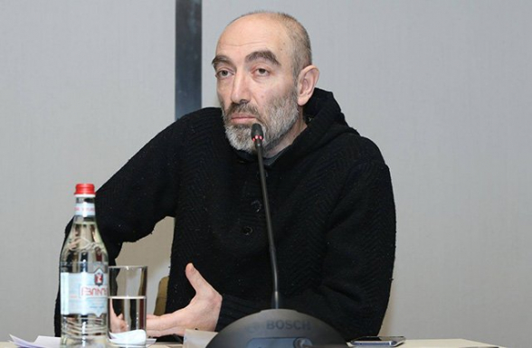 Հայ հեղափոխականի կյանքը. մանկություն, երիտասարդություն, հեղափոխություն, ապակենտրոնացում