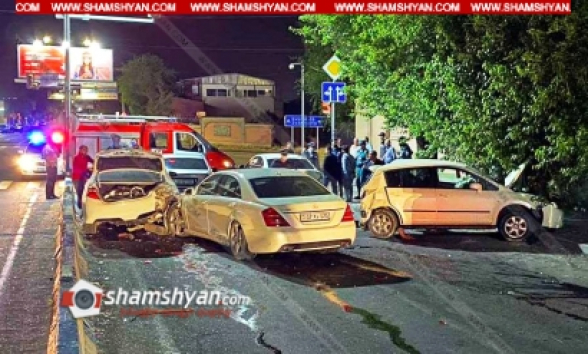 Արմավիրի մարզում բախվել են Nissan Teana-ն, 2 Mercedes-ները, Toyota Camry-ն և Nissan Tiida-ն. կան վիրավորներ