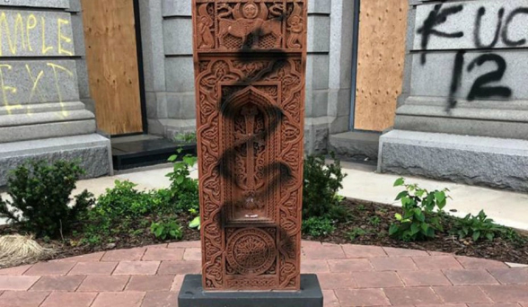 В США осквернили хачкар, посвященный жертвам Геноцида армян