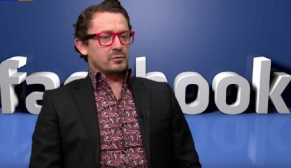 Մի քանի ցենտ շպրտում են դեմները ու սկսում են ներսից քանդել սեփական պետությունը