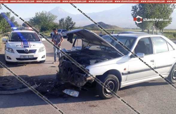 Արարատի մարզում բախվել են Opel Vectra-ն ու Peugeot 405-ը. կա վիրավոր