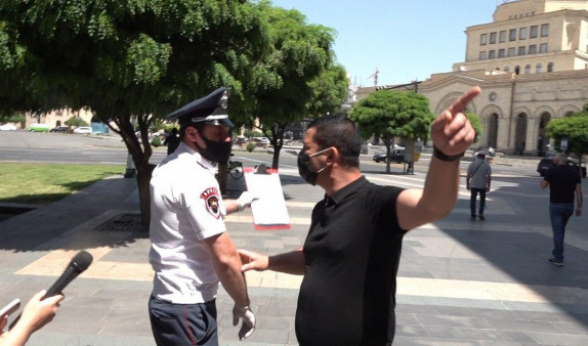 «Սաղիս ձեռք են առնում, սրանից վատ չի կարող լինել». բողոքի ակցիա՝ կառավարության դիմաց (տեսանյութ)