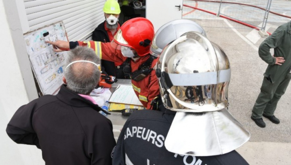 На борту французской атомной подлодки произошел пожар (видео)