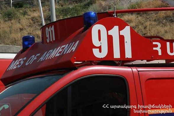 Երևան-Մեղրի ավտոճանապարհին հրդեհվել է «Mercedes ML320» ավտոմեքենան. վարորդը հոսպիտալացվել է