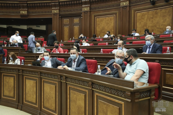 Глава аппарата парламента Армении назвал число заразившихся коронавирусом среди сотрудников и депутатов