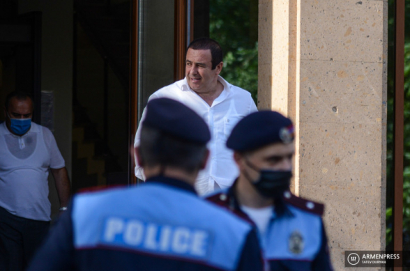 Վերաքննիչ քրեական դատարանը բեկանել է Երևանի ընդհանուր իրավասության դատարանի՝ Գագիկ Ծառուկյանին չկալանավորելու որոշումը