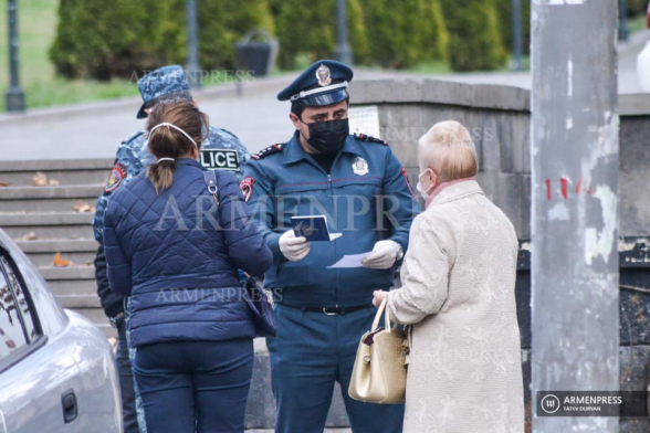 Նիկոլը փորձում է հասարակությանը դարձնել անդեմ, հլու կատարածուներ