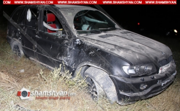 Կոտայքի մարզում 28-ամյա վարորդը BMW X5-ով բախվել է քարերին և հայտնվել ձորակում. կան վիրավորներ