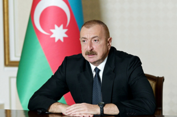 Ильхам Алиев подверг критике работу главы МИД Мамедъярова