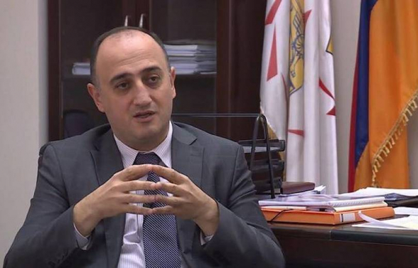 Уволенный вице-мэр получил премию в 4 700 долларов – «Грапарак»