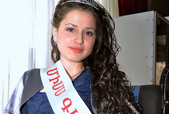 Մահացել է «Միսս Գեղեցկություն 2012» տիտղոսին արժանացած Անահիտ Աբաջյանը (լուսանկար)
