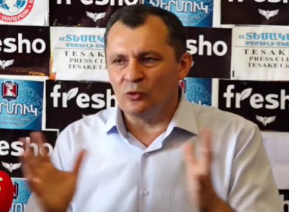 Արտակ Մովսիսյան․