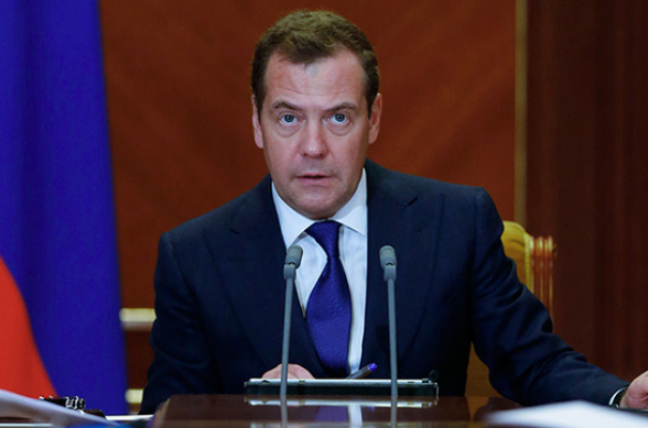 Азербайджан и Армения должны воздерживаться от необдуманных действий – Медведев