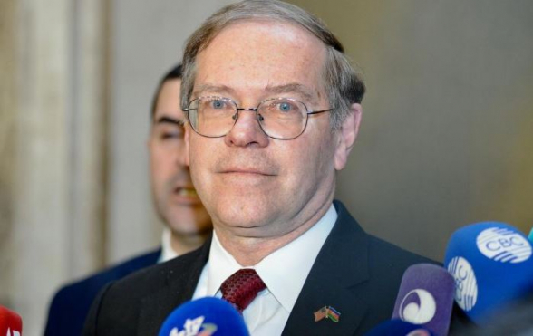 Բաքվում ԱՄՆ դեսպանը Լոս Անջելեսի հայ-ադրբեջանական բախման մեջ հայերին է մեղադրել
