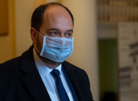 Արայիկ Հարությունյանենց բակը հսկում են ոստիկանները