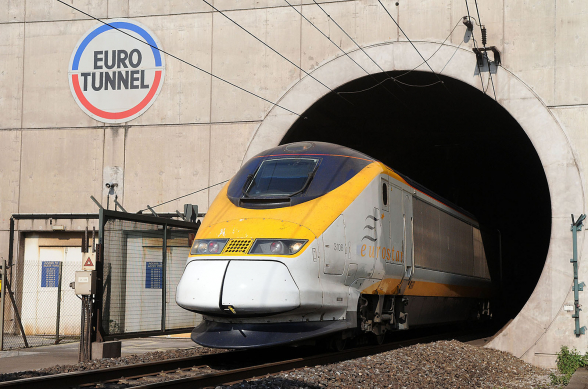 Лондон и ЕС разошлись во взглядах по вопросу тоннеля под Ла-Маншем