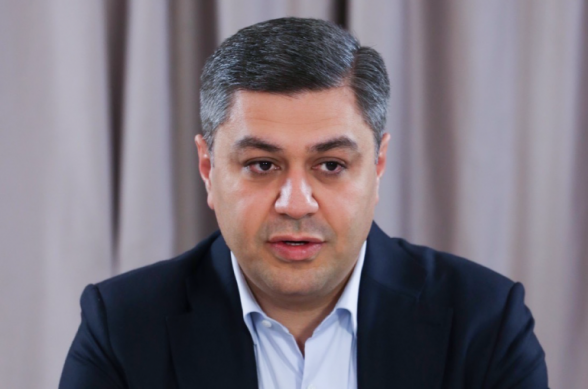 Արթուր Վանեցյանին կանչել են ԱԱԾ՝ բացատրություն տալու