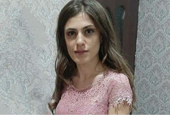 Նկարում քսանամյա Հեղինե Մակարյանն է, Բյուրեղավանի տանից դուրս է եկել՝ դեղատուն գնալու նպատակով, արդեն 6-րդ օրն է՝ լուր չունենք (լուսանկար)