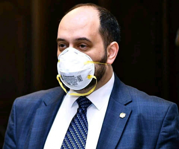 Մեծամիտ և պարզունակ