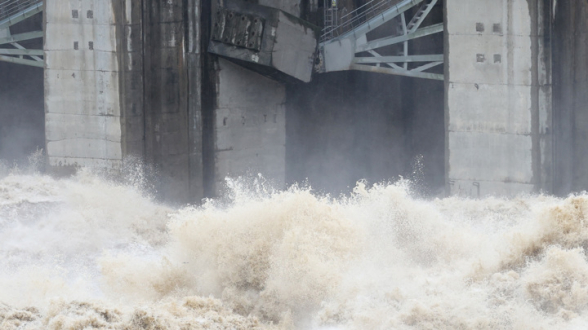 КНДР внезапно спустила воду в плотине на границе в Южной Кореей