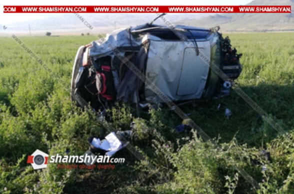 Լոռիում BMW-ն, մոտ 110 մետր գլորվելով, կողաշրջված հայտնվել է դաշտում. մահացածն ու 4 վիրավորներից 3-ը զինծառայողներ են