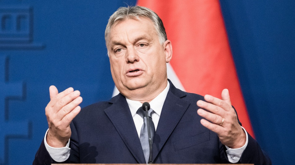Премьер Венгрии назвал иммигрантов биологической угрозой
