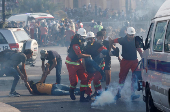 Силовики вернули под контроль центр Бейрута и захваченные демонстрантами министерства