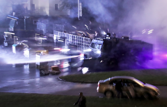 В Белоруссии во время акций протеста задержали около 3 тысяч человек