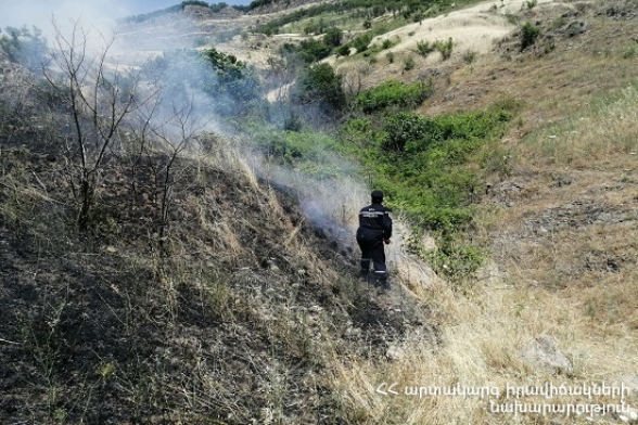 Հրշեջ-փրկարարները մարել են ընդհանուր 17.1 հա տարածքում բռնկված հրդեհները