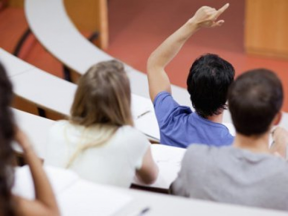 Քննարկվում է ԲՈՒՀ-երում դասերի հիբրիդային մոդել. Տիգրան Ավինյան