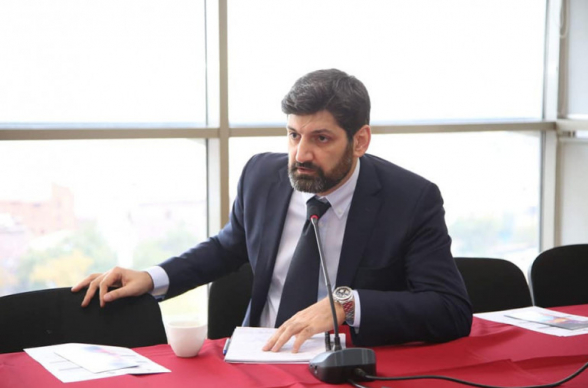 ՍԴ ինքնահռչակ նախագահ Վահե Գրիգորյանը մարտի 1-ի թեմայով Սորոսի գրասենյակից 10300 դոլար փող է ստացել