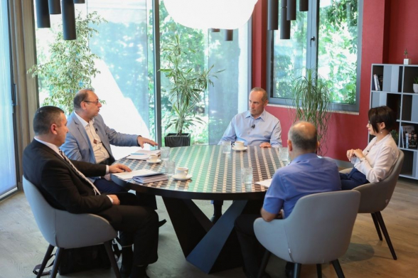 «Կազմակերպված պետություն»  VS  «տնտեսական հեղափոխություն»